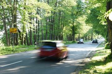 Rund um Stuckenborstel Auto und Lasterbewegungen unter der Lupe  VON ANDREAS SCHULTZ